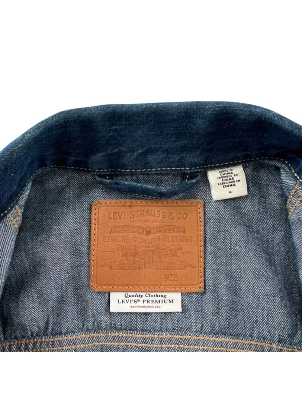 Levi's Premium Blue Denim Trucker Jacket Medium